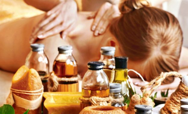 aroma-oil-massage